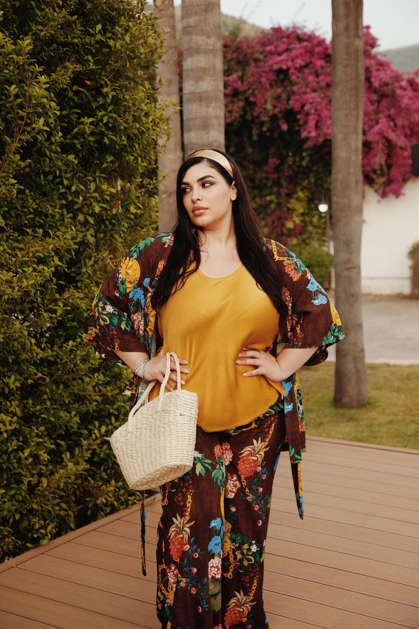 KIMONO FLOWER MARRONE