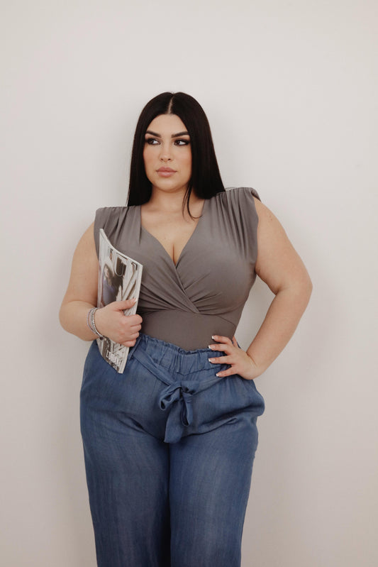 BODY LAURA FANGO