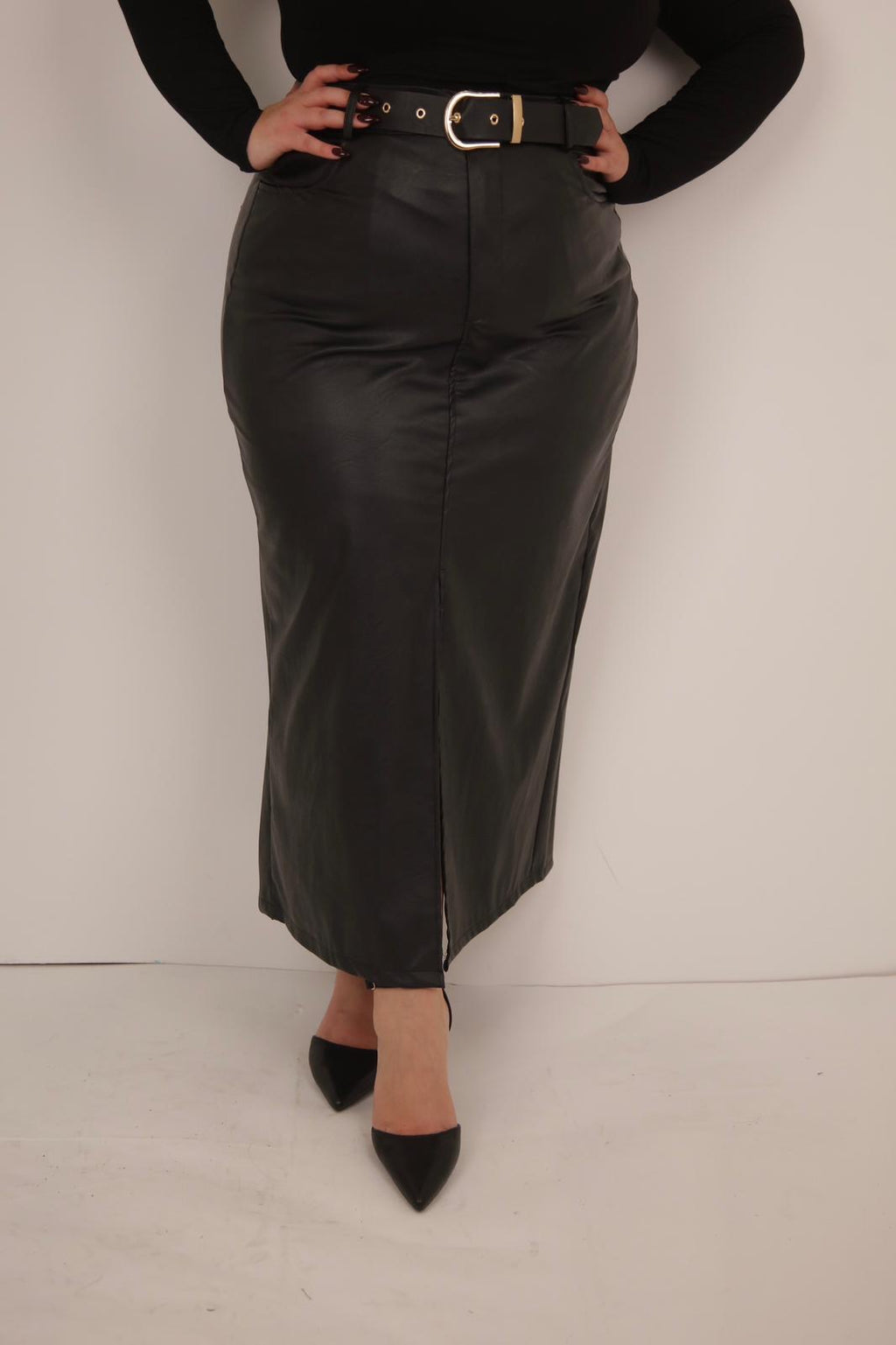 GONNA MEGGIE    NERA