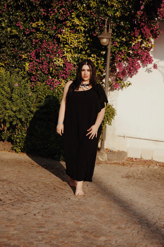 TUTA EVA NERA